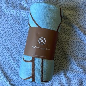 Vix PaulaHermanny Blanket